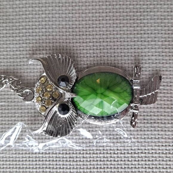 3 Owl necklace and earrings sets Nwt - Picture 5 of 8